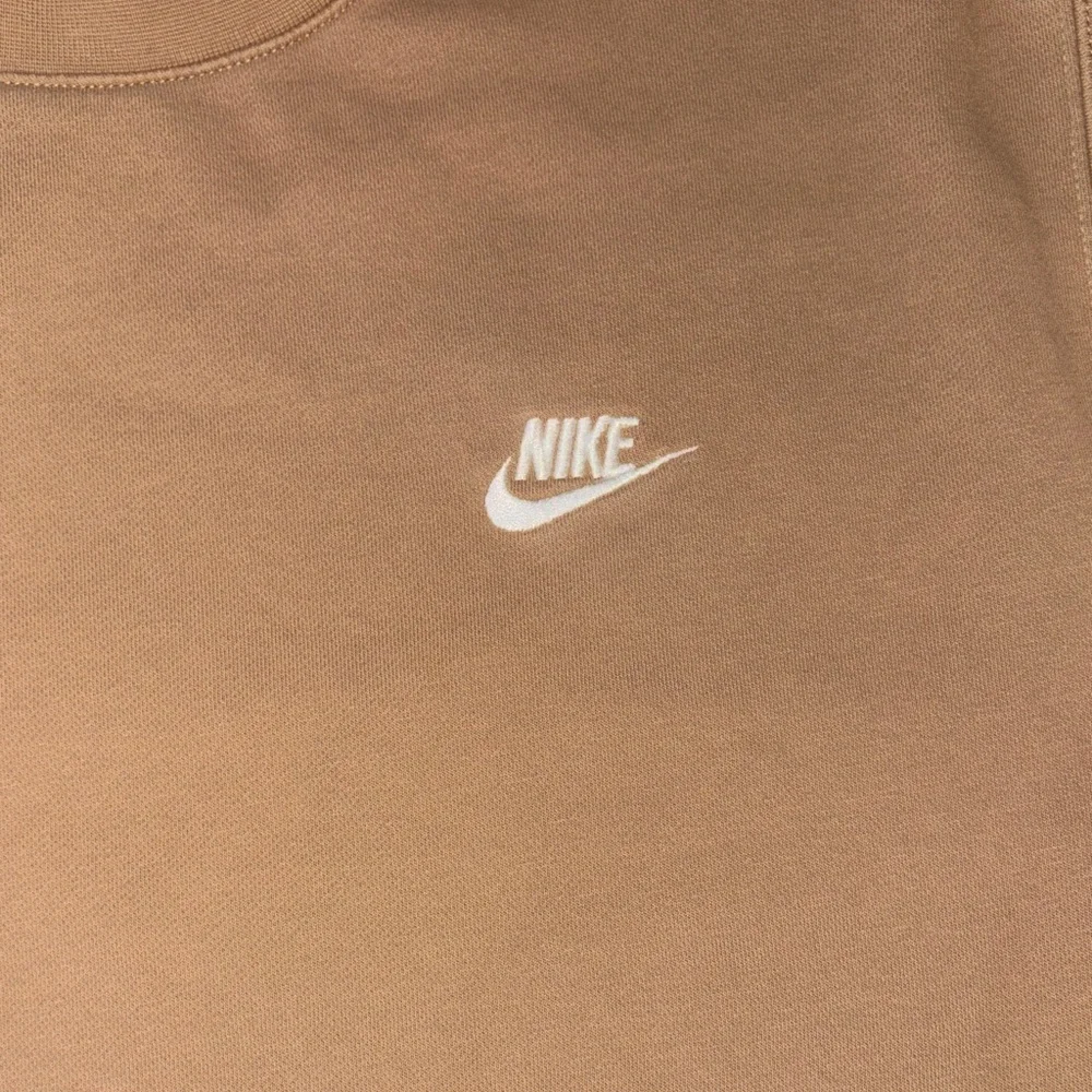 Nike Men's Carmel Crewneck Sweatshirt - Picture 2 of 6